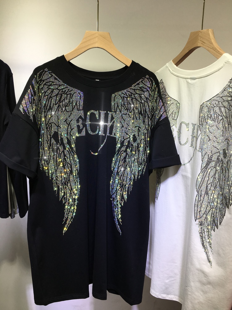 Streetwear Clothing Brand - 男性と女性のための特大の半袖Tシャツ,ラインストーンとエンジェルウィングス,ヒップホップ,ストリートウェア,ルーズ,ブランド,L-4XL